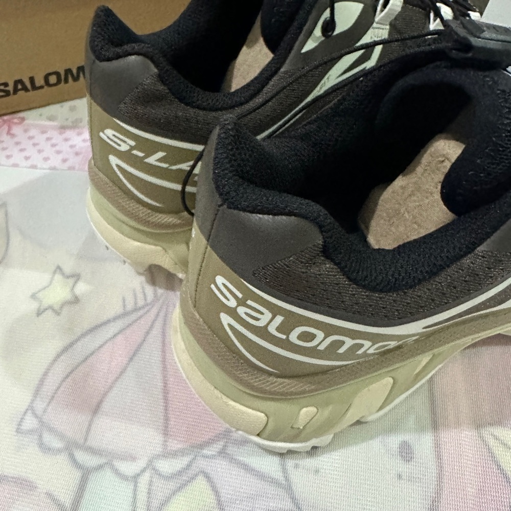 Salomon Brown Trail Sneakers with Cream Accents - Picture 7 of 8